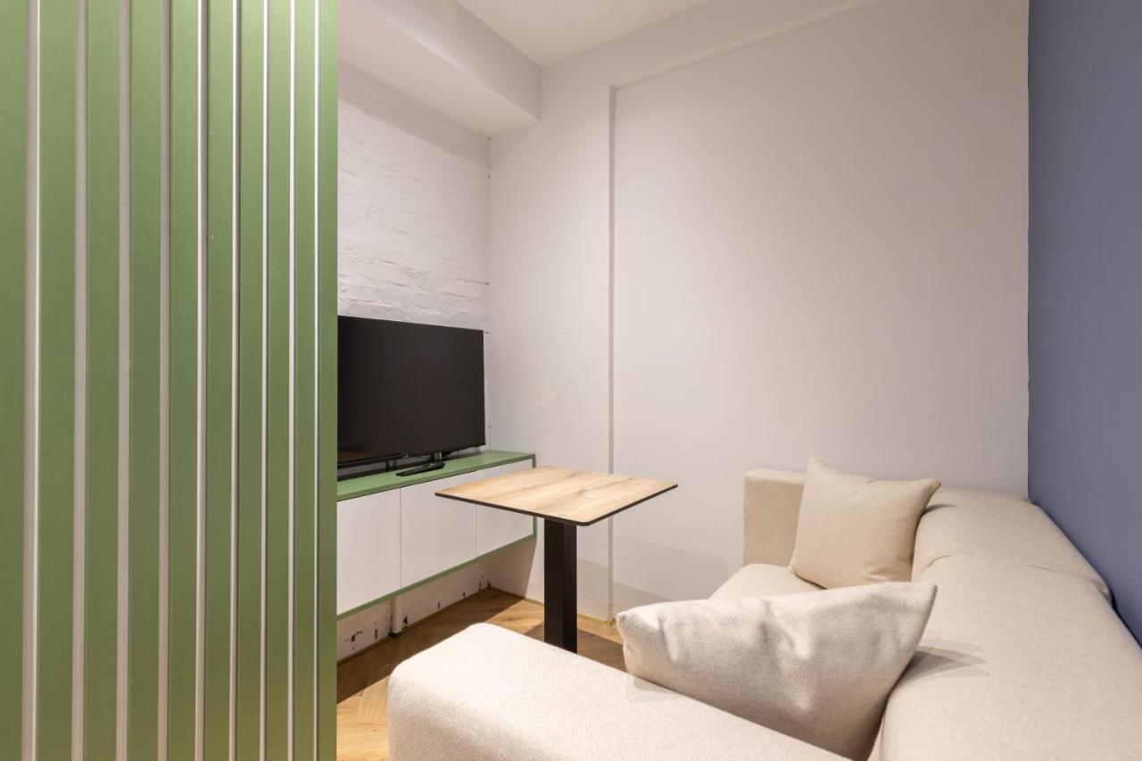Vater Apartments ティラナ エクステリア 写真