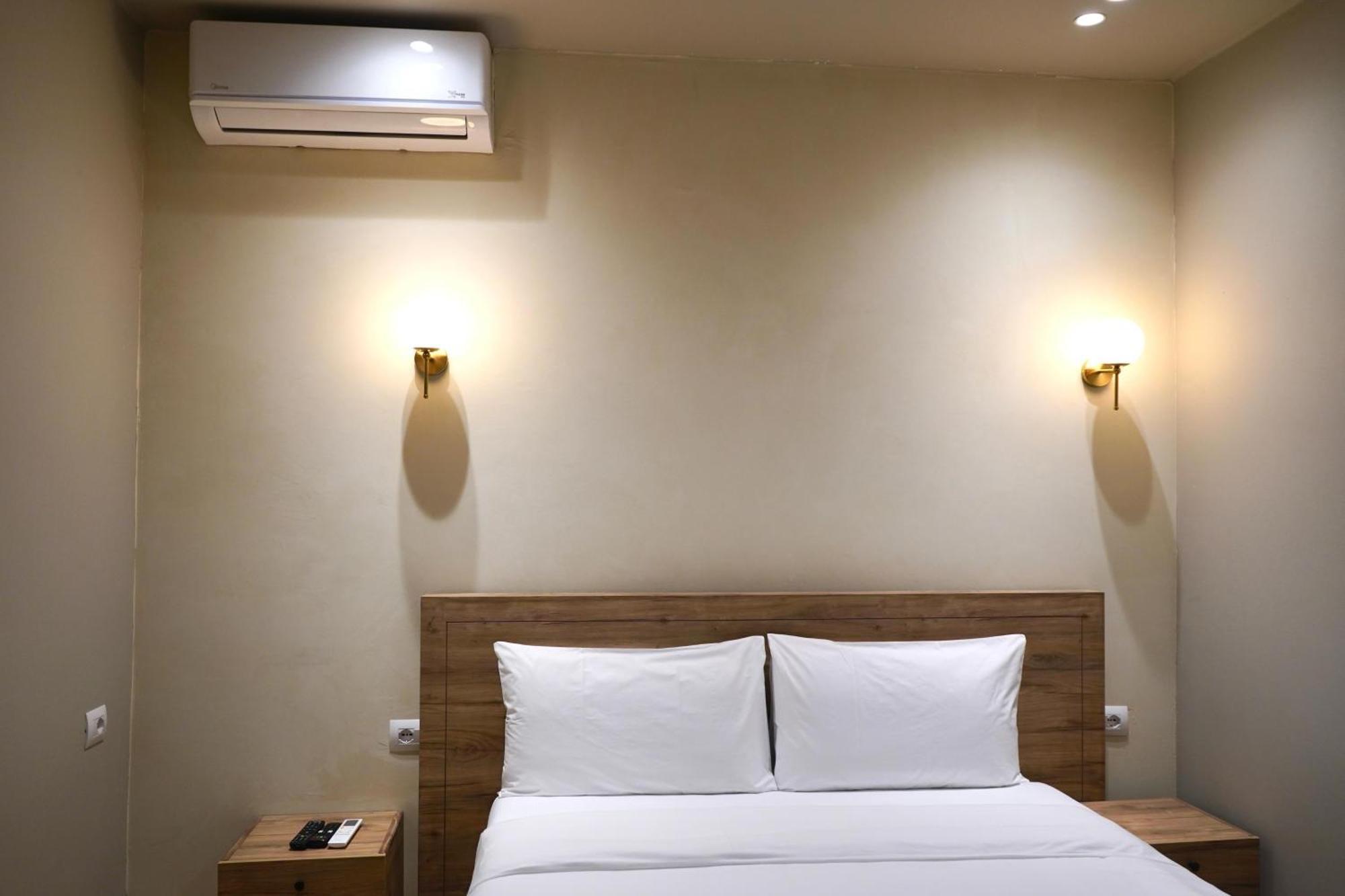 Vater Apartments ティラナ エクステリア 写真