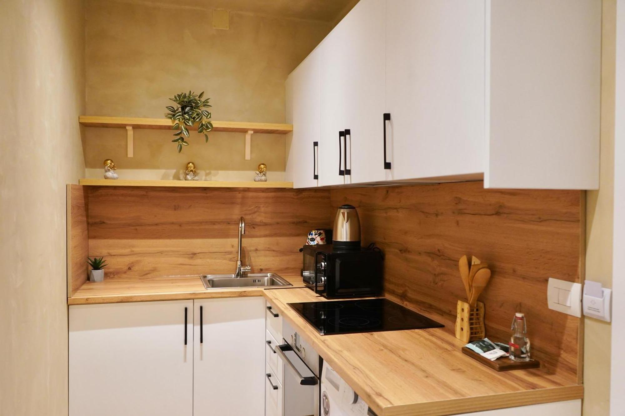 Vater Apartments ティラナ エクステリア 写真